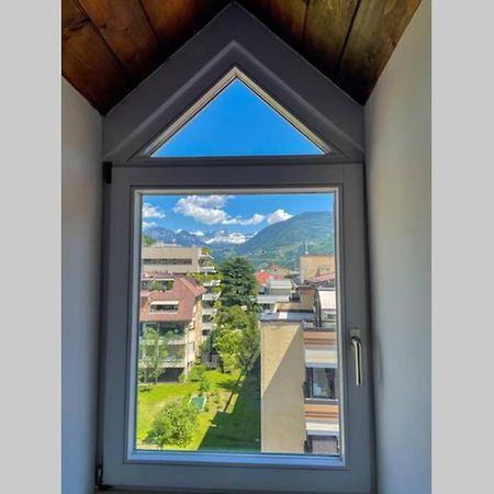 Design Apartment In The Heart Of Bolzano Exteriör bild